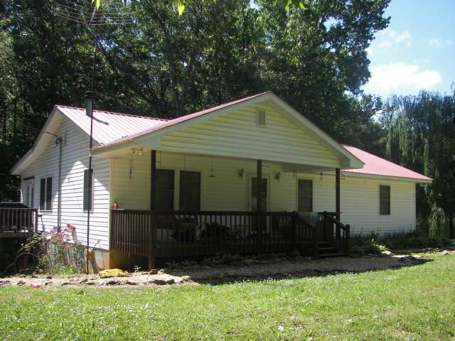 689 Aderhold Rd, Carnesville, GA 30521 photo 1