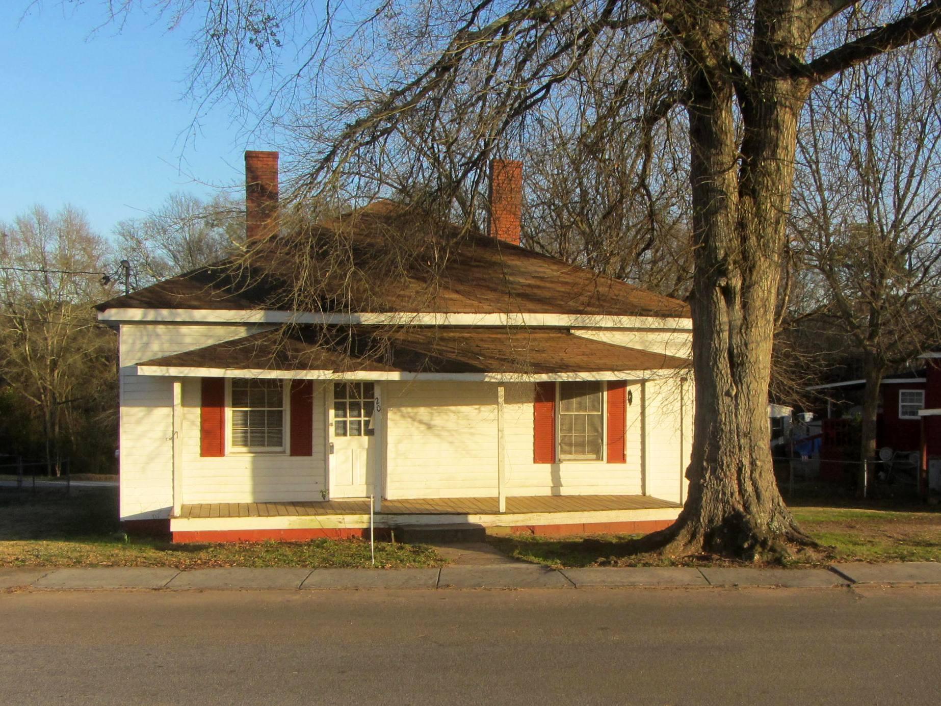 20 Pine St, Covington, GA 30014 photo 1