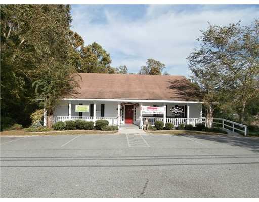 701 S Laurel St, Springfield, GA 31329 photo 1