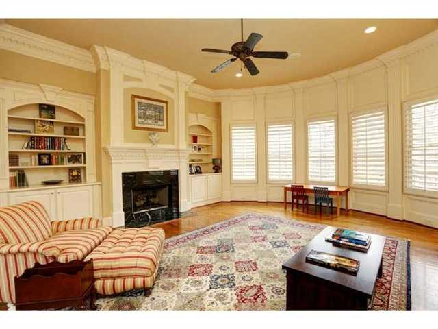 8795 Colonial Pl, Duluth, GA 30097 photo 2