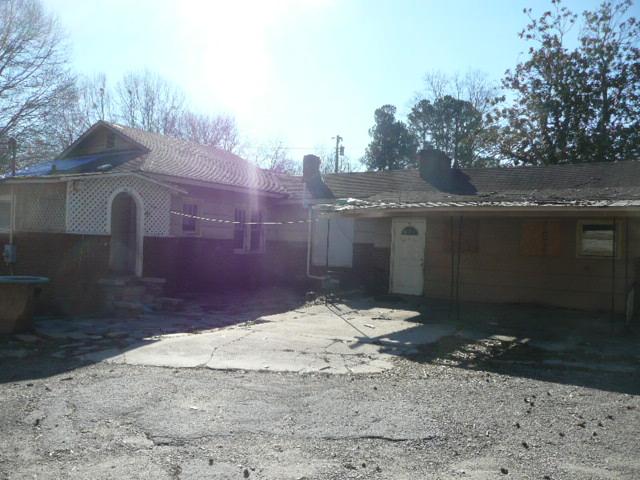 285 Elberta St, Cornelia, GA 30531 photo 2