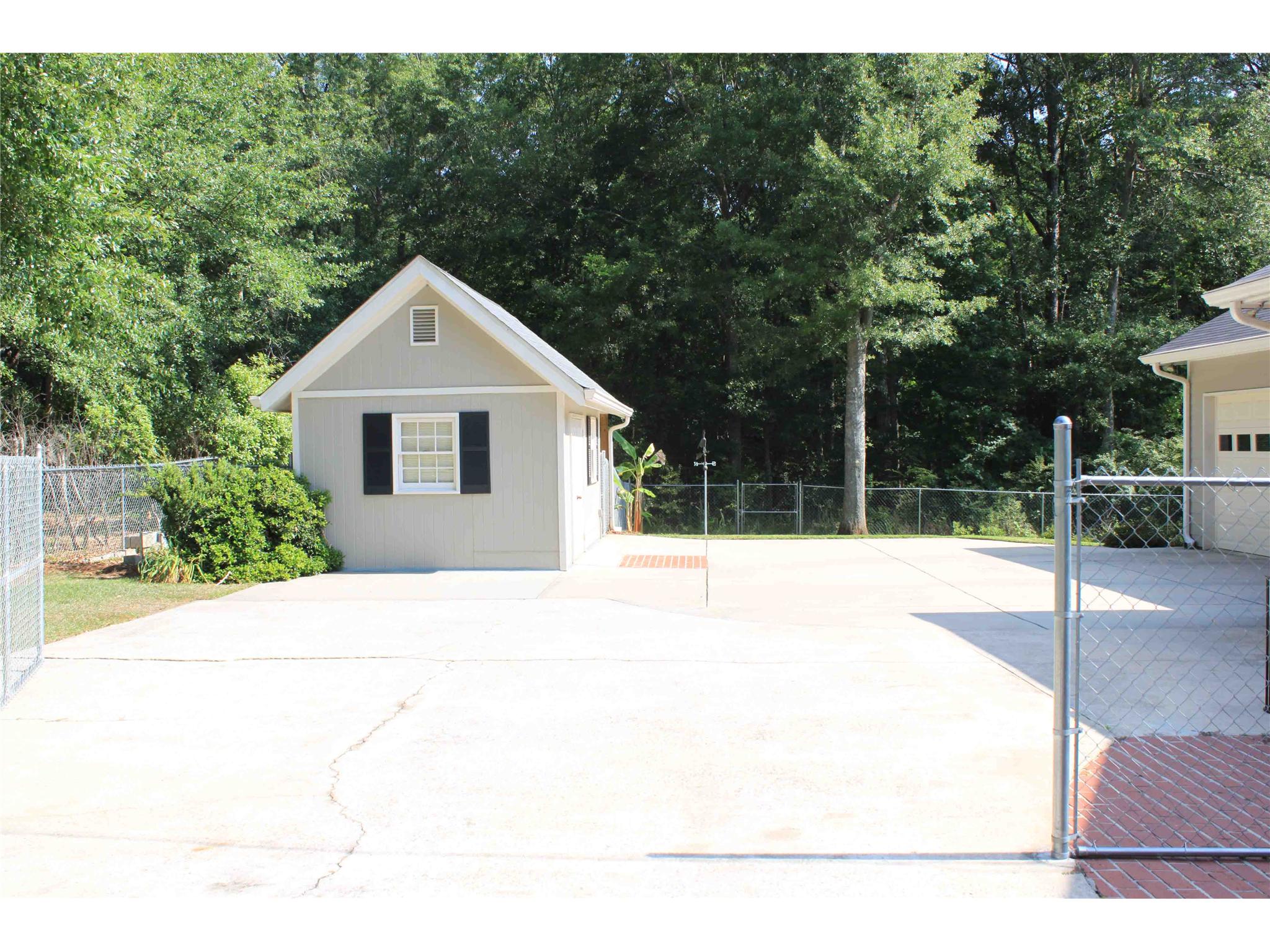 720 Holmes St, Barnesville, GA 30204 photo 19