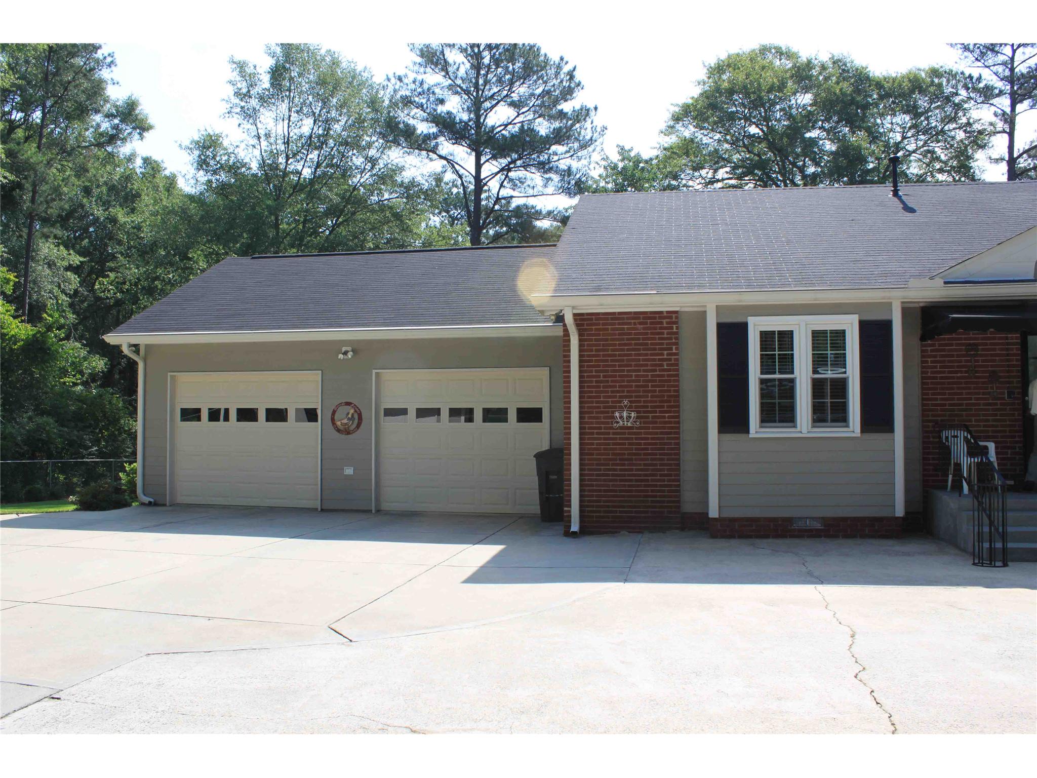 720 Holmes St, Barnesville, GA 30204 photo 18
