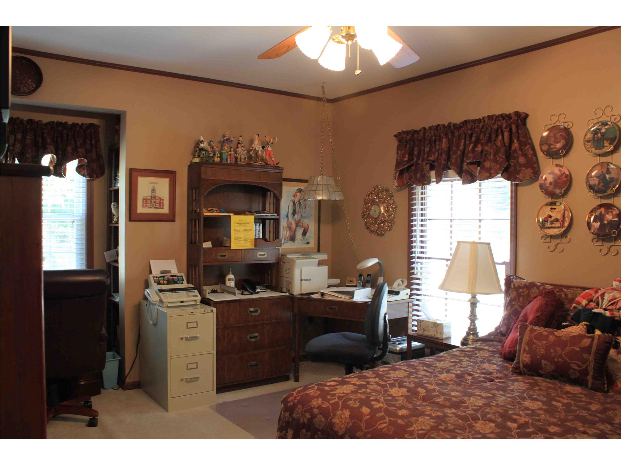 720 Holmes St, Barnesville, GA 30204 photo 13