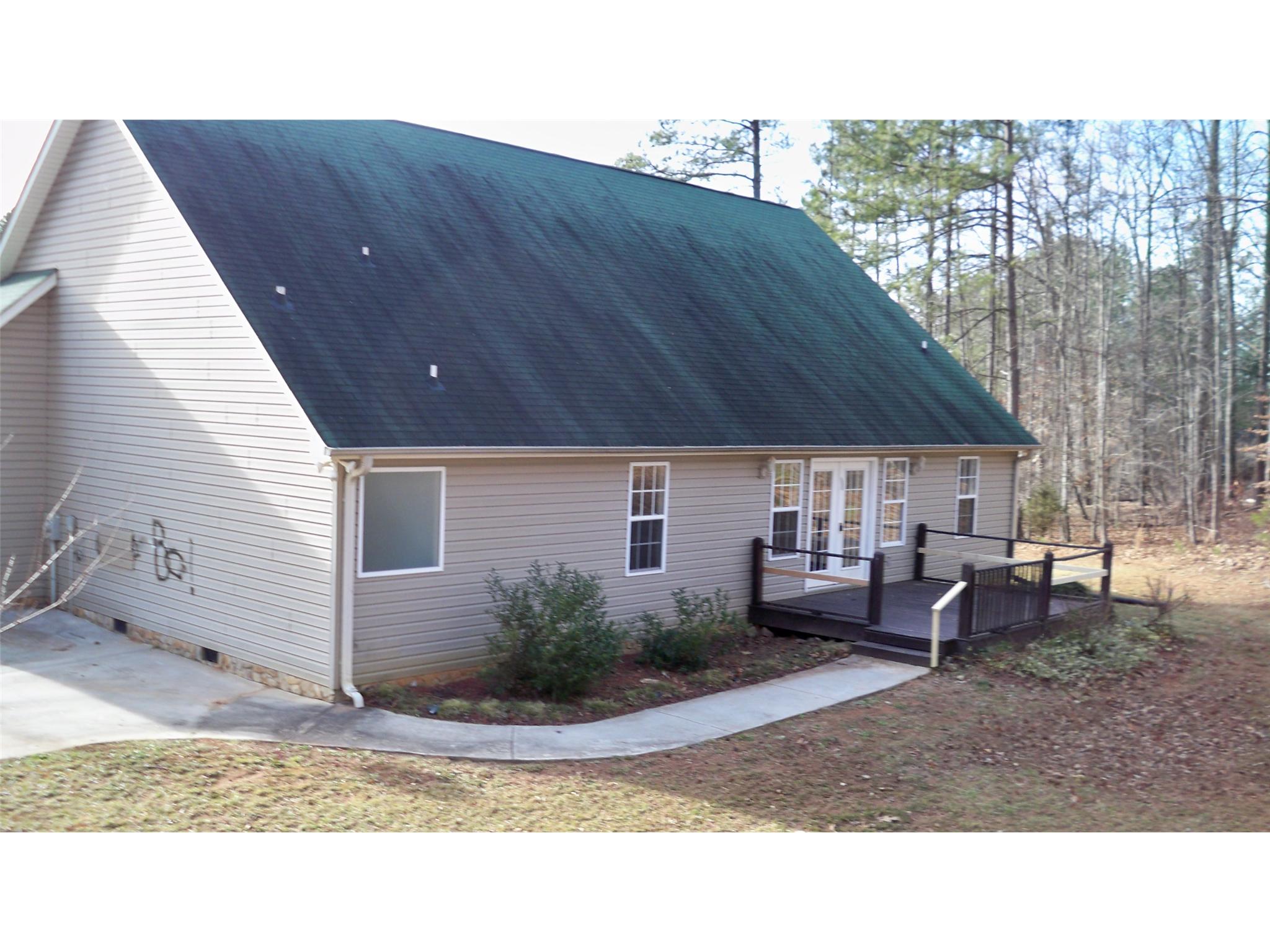 379 Chambers Rd, Commerce, GA 30530 photo 2