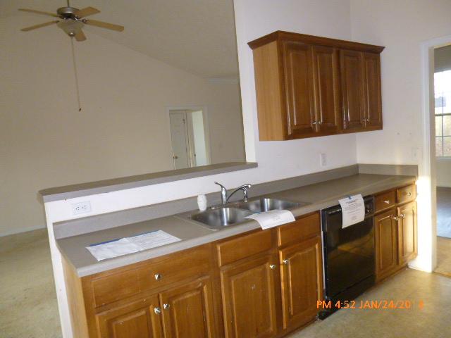 100 Philmont Ct, Lagrange, GA 30240 photo 4