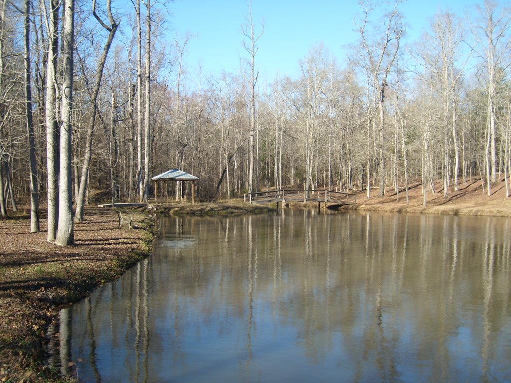 105 Cedar Pointe Dr, Lagrange, GA 30241 photo 24
