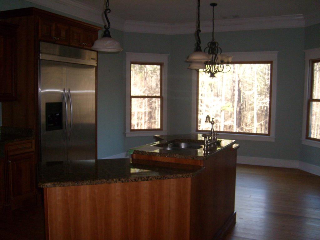 105 Cedar Pointe Dr, Lagrange, GA 30241 photo 4