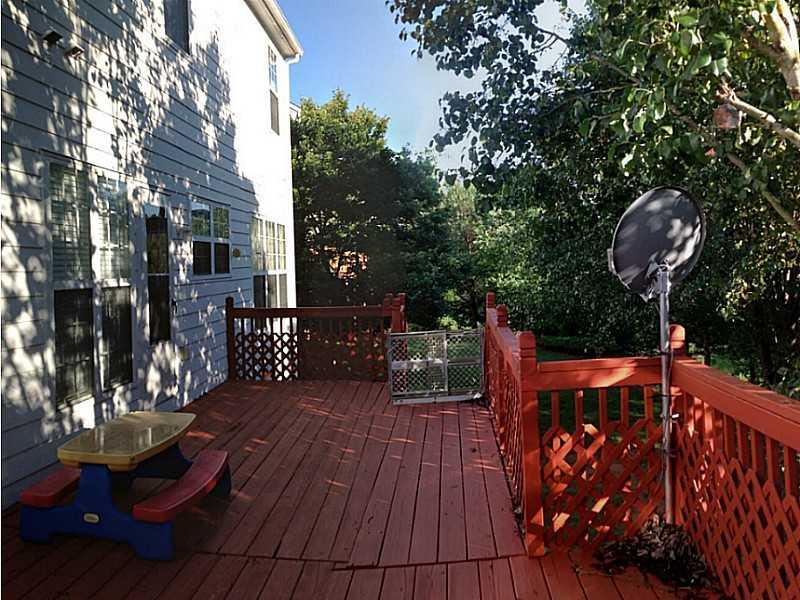 3870 Ruby Falls Dr, Duluth, GA 30097 photo 2