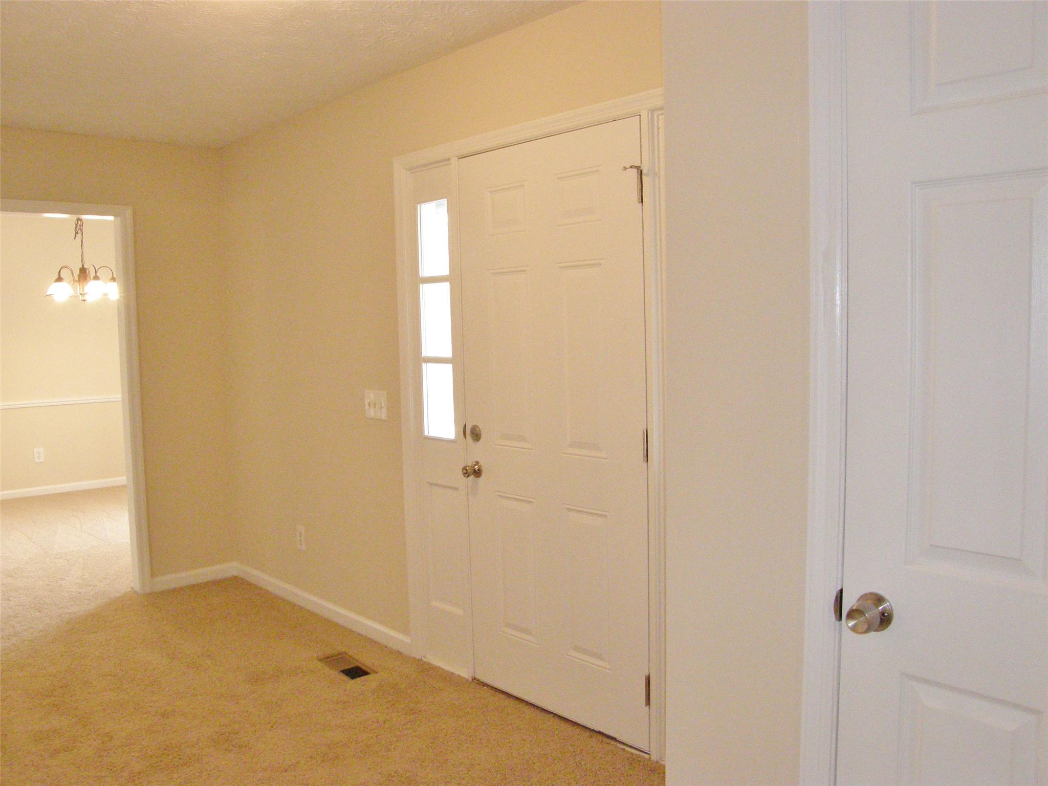 220 Cumberland Dr, Lagrange, GA 30240 photo 6