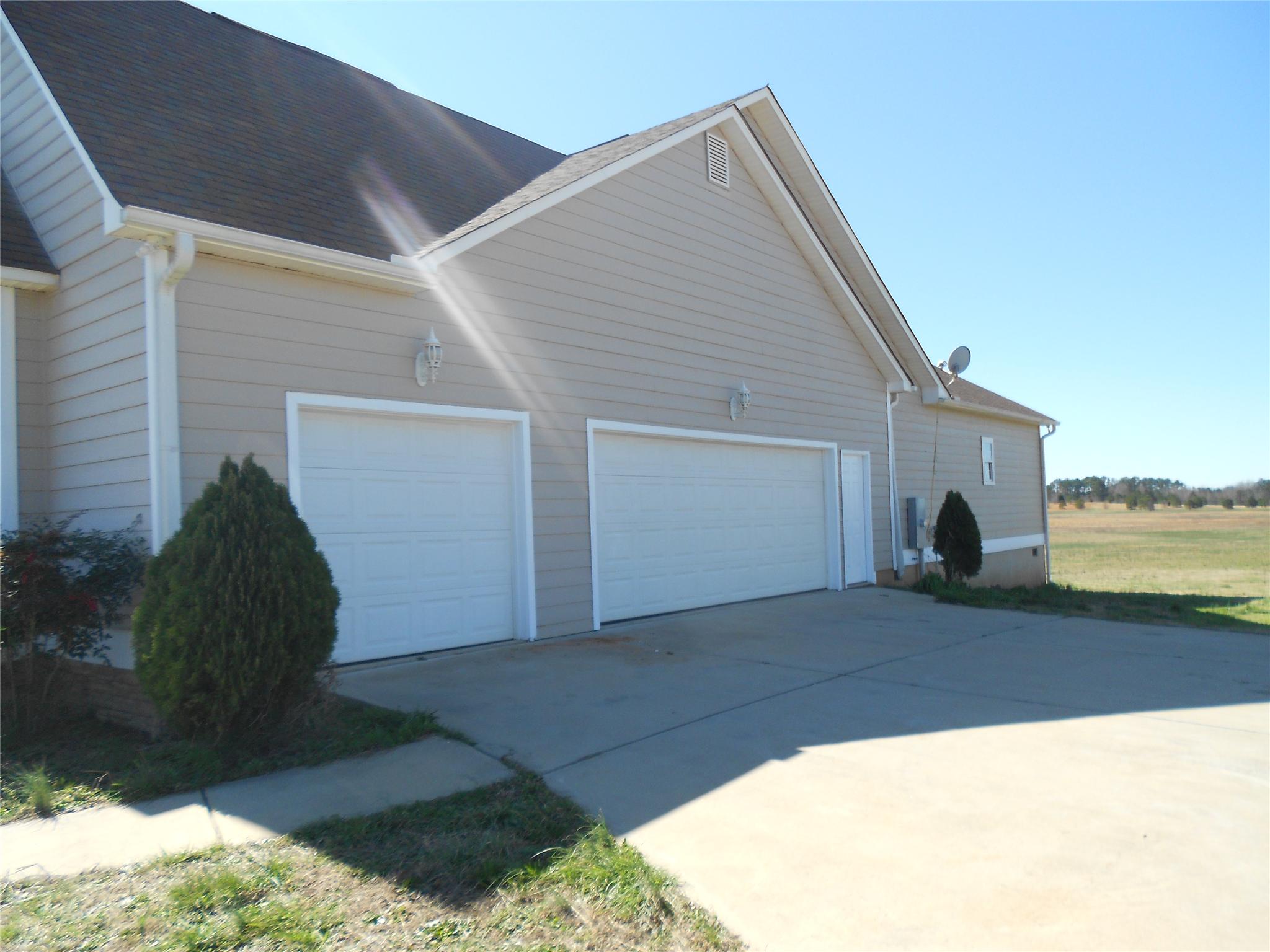 175 Jonathans Roost Rd, Williamson, GA 30292 photo 4
