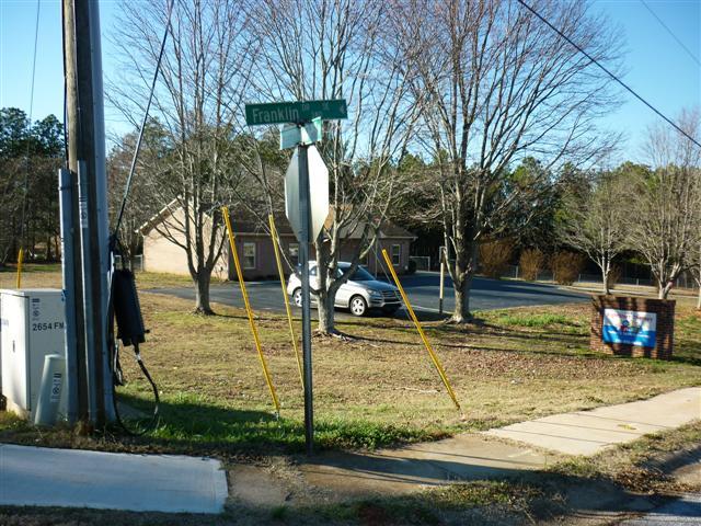 375 Franklin Dr, Dacula, GA 30019 photo 3