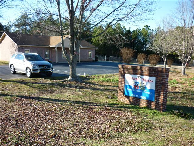 375 Franklin Dr, Dacula, GA 30019 photo 2