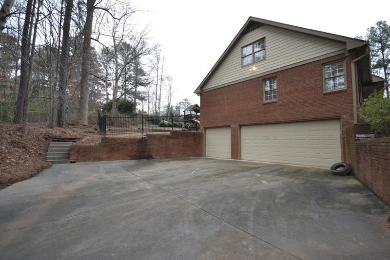 2873 Paddock Trl, Duluth, GA 30096 photo 25