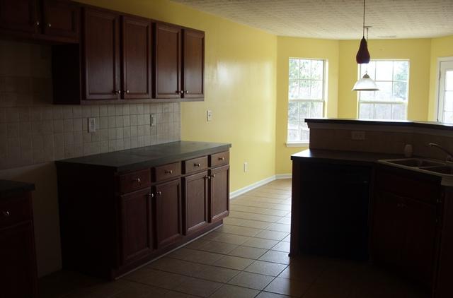 1257 England Ter, Hampton, GA 30228 photo 3