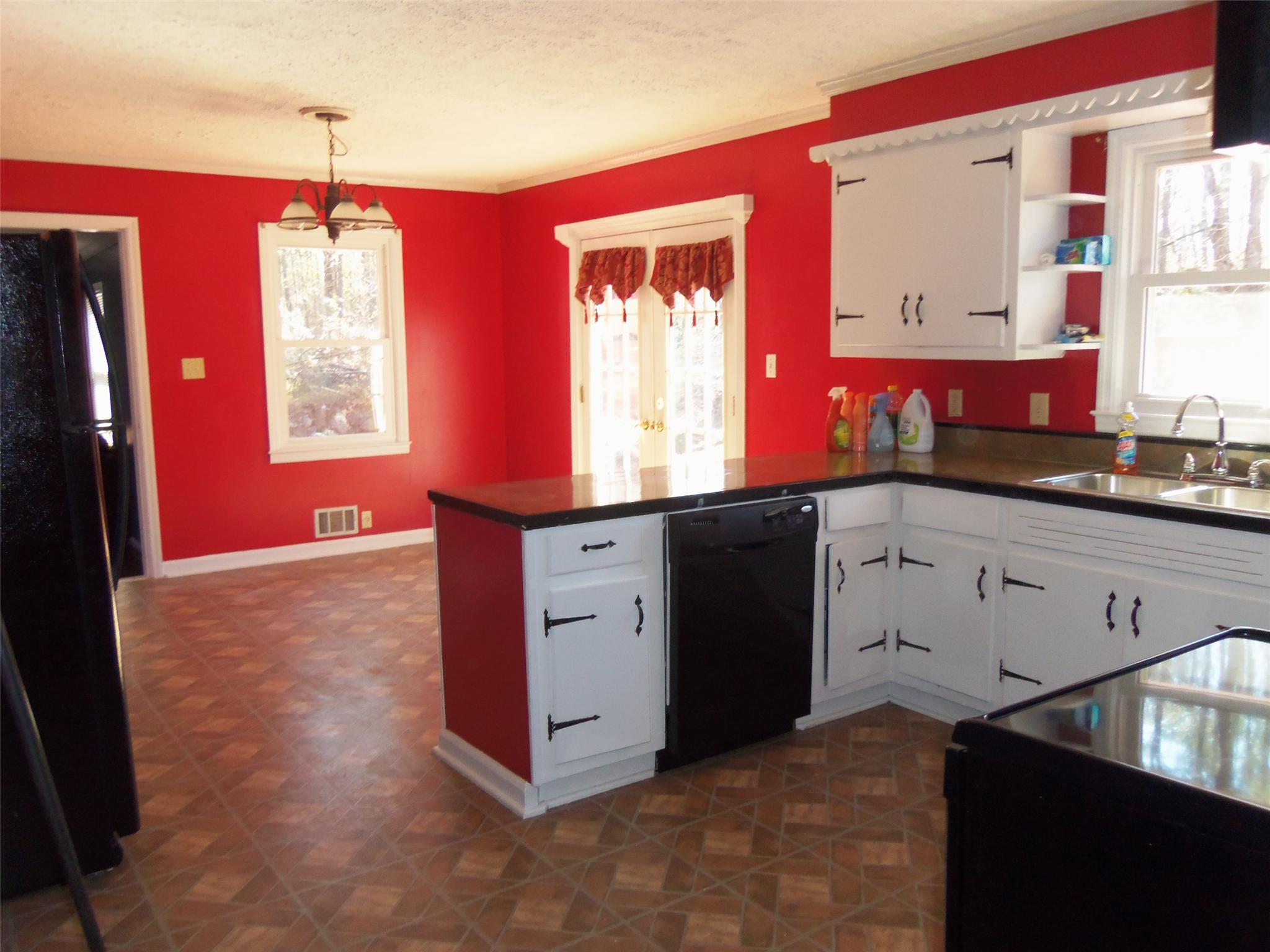 394 Mclean Rd, Milner, GA 30257 photo 13