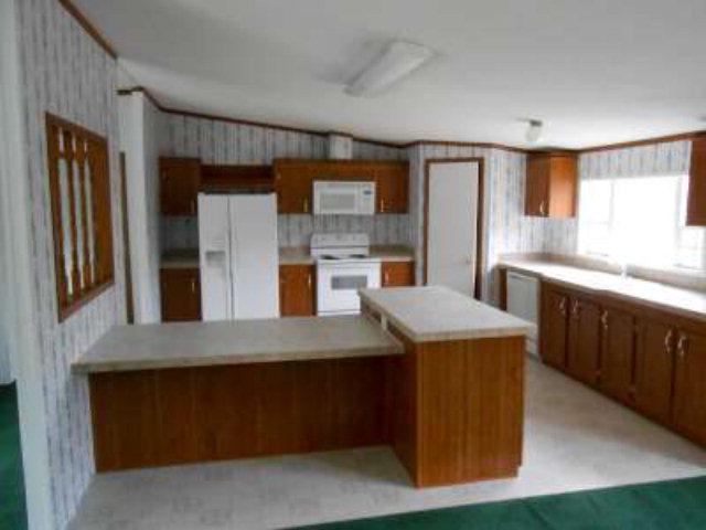 353 Robin Ln, Gordon, GA 31031 photo 2