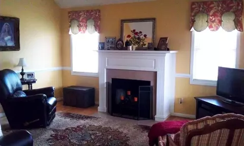 102 Jester Ct, Williamston, SC 29697 photo 3