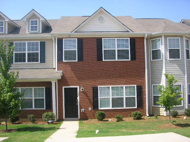 1746 Fielding Way, Hampton, GA 30228 photo 1