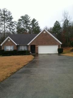 645 Pebble Blvd, Covington, GA 30016 photo 1