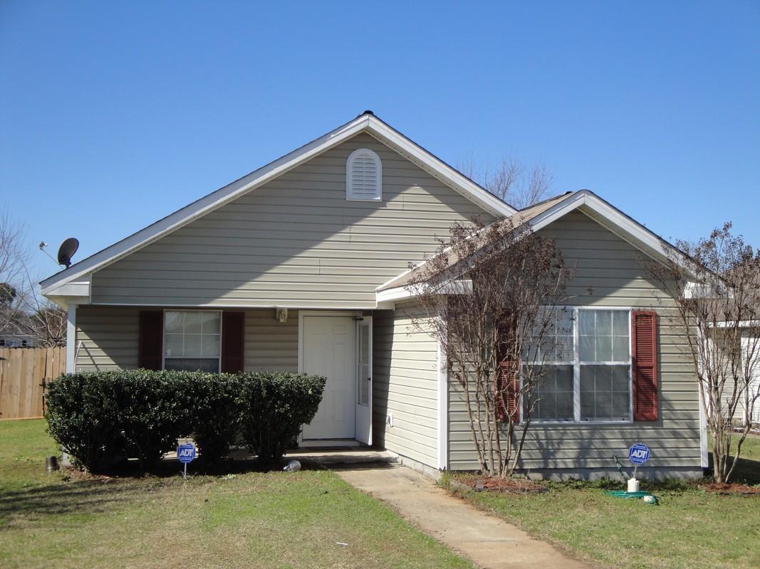 411 Johnson Rd, Warner Robins, GA 31093 photo 3