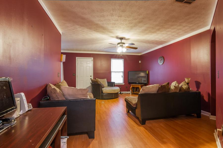20 Valley Ct, Covington, GA 30016 photo 2