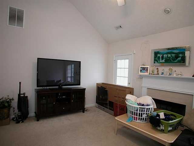 3909 Fieldway Rd, Rex, GA 30273 photo 2