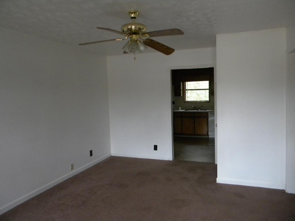 104 W Meadow Way, Lagrange, GA 30241 photo 6