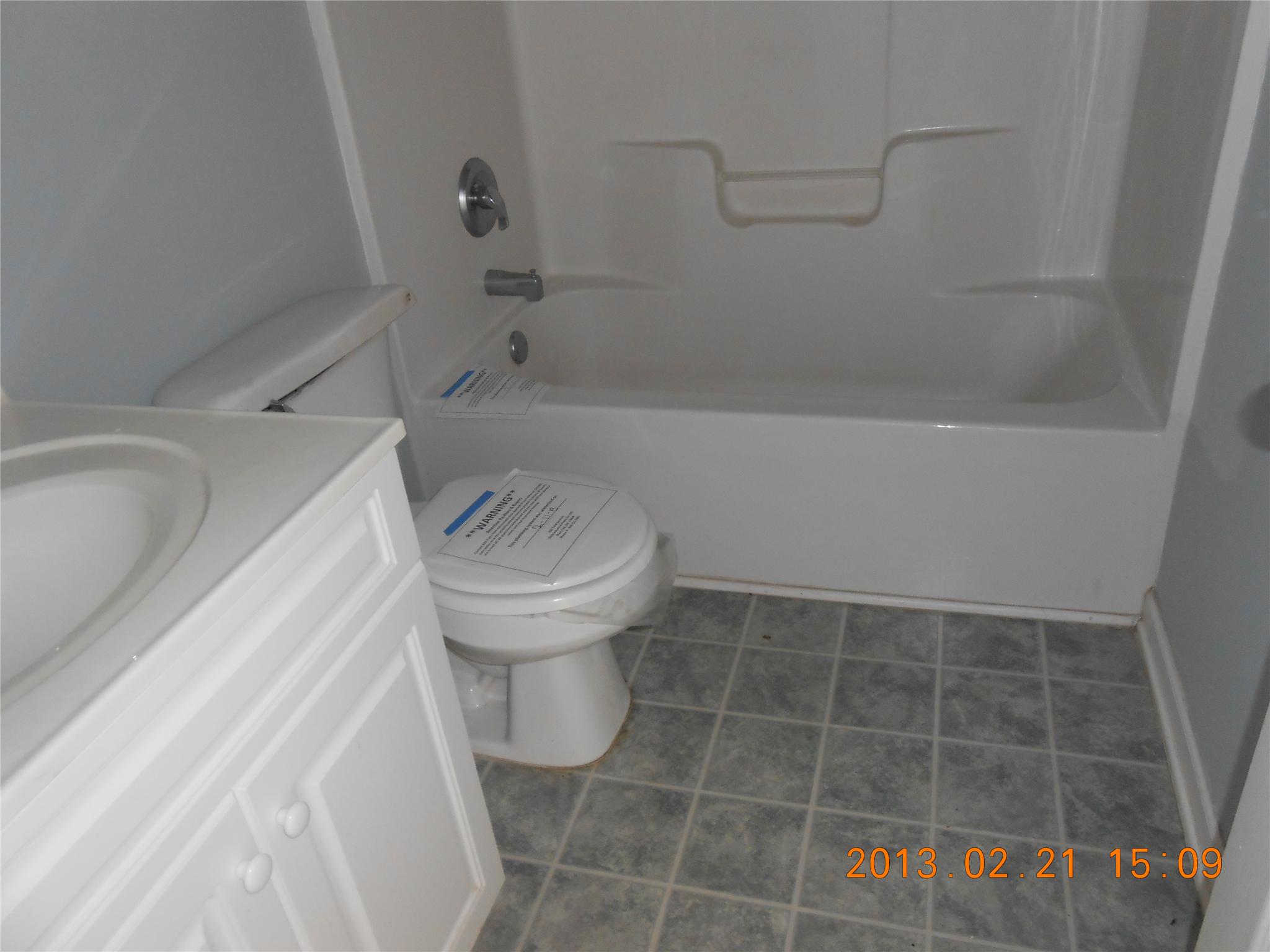 107 Genes Pl, Lagrange, GA 30240 photo 9