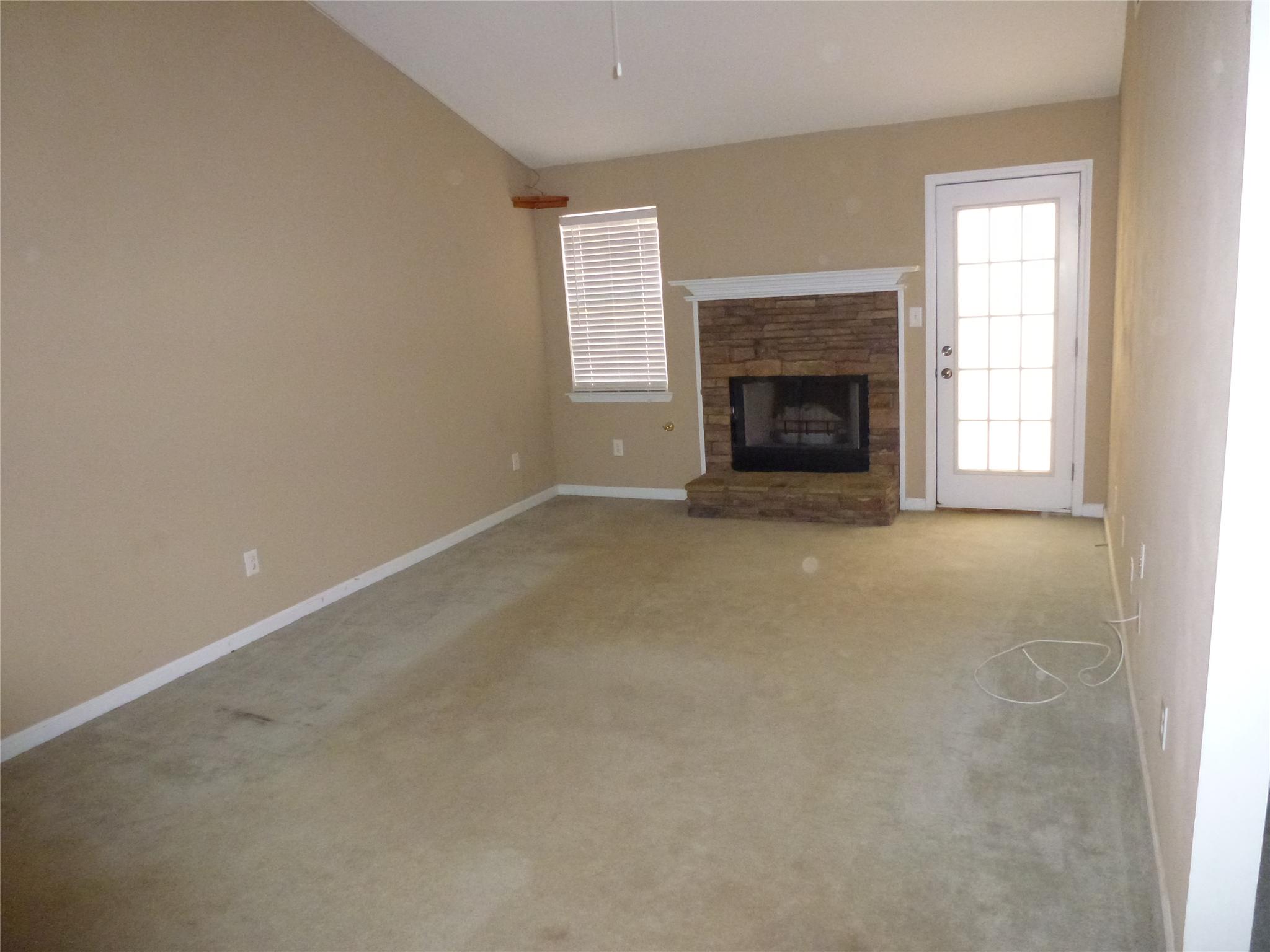 307 Christian, Hampton, GA 30228 photo 3