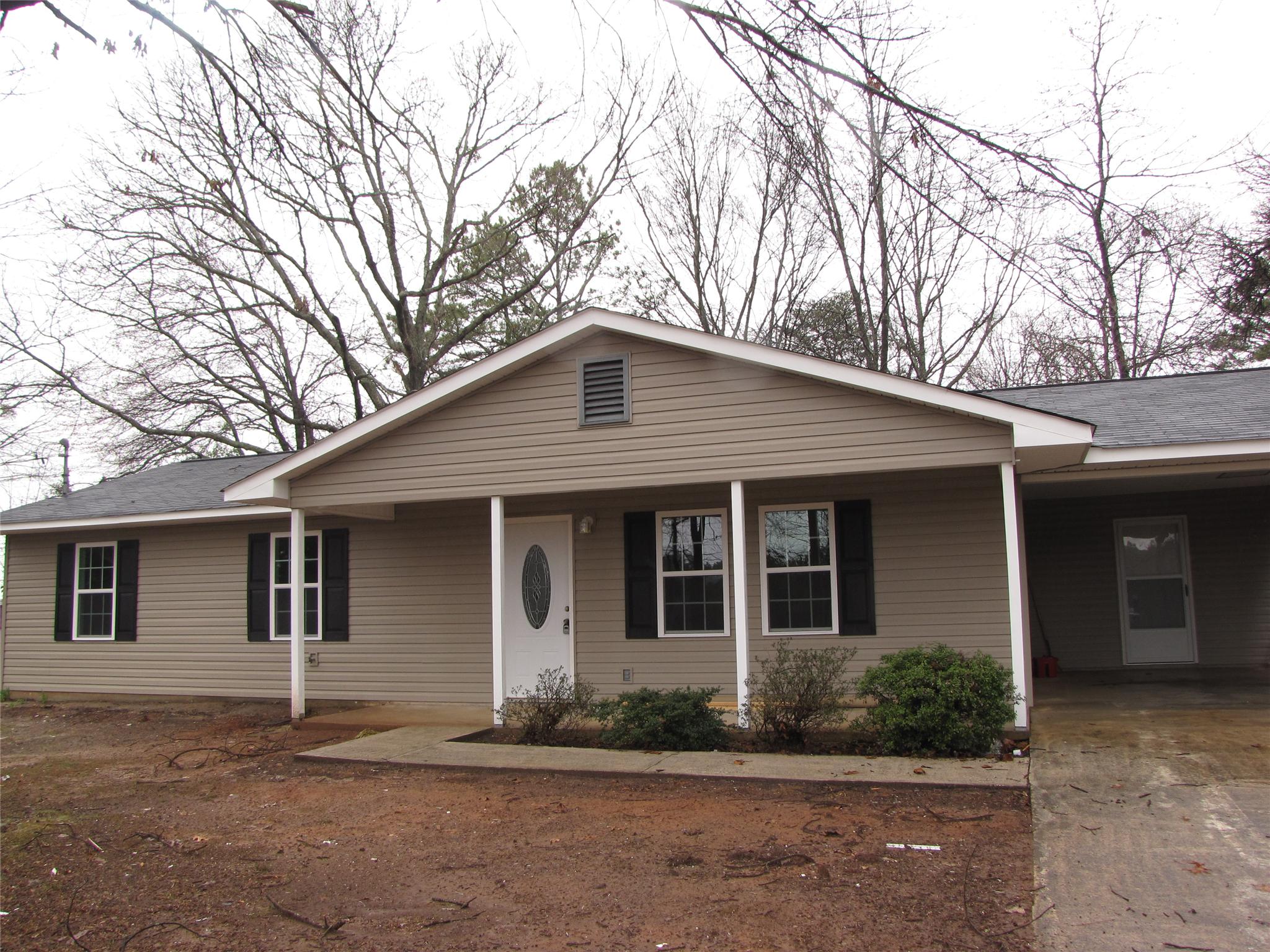 1307 Jordan Rd, Toccoa, GA 30577 photo 2