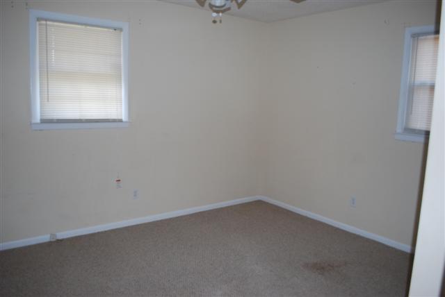 301 E Imperial Cir, Warner Robins, GA 31093 photo 13