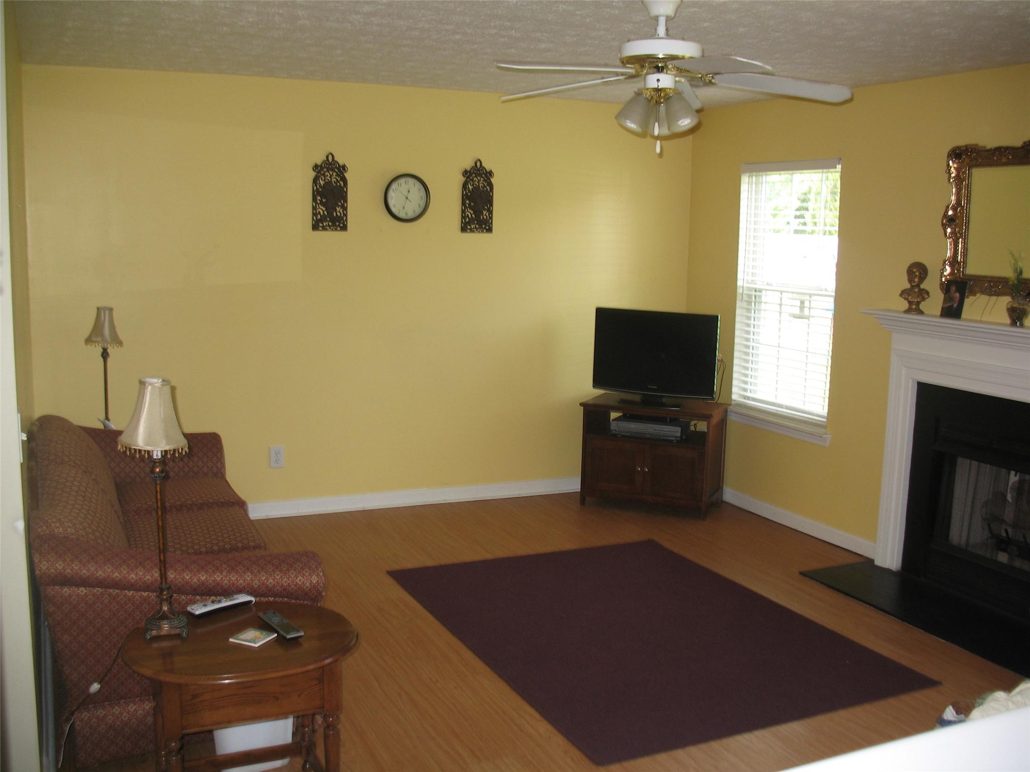 1023 Riverclift Dr, Covington, GA 30016 photo 4