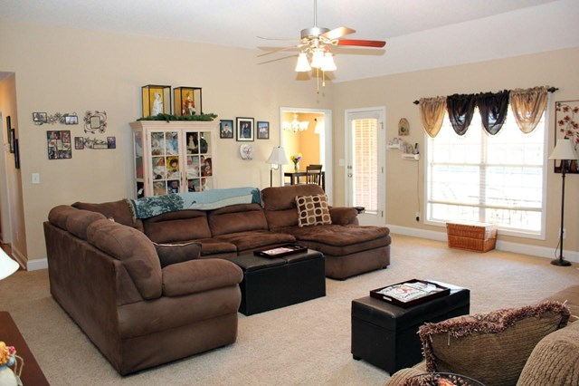 201 Mahan Dr, Perry, GA 31069 photo 5