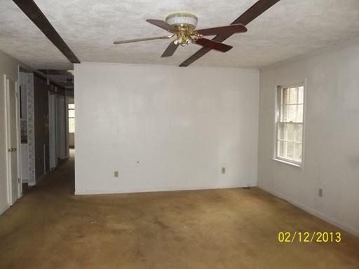 4 Pledger Dr, Cave Spring, GA 30124 photo 3