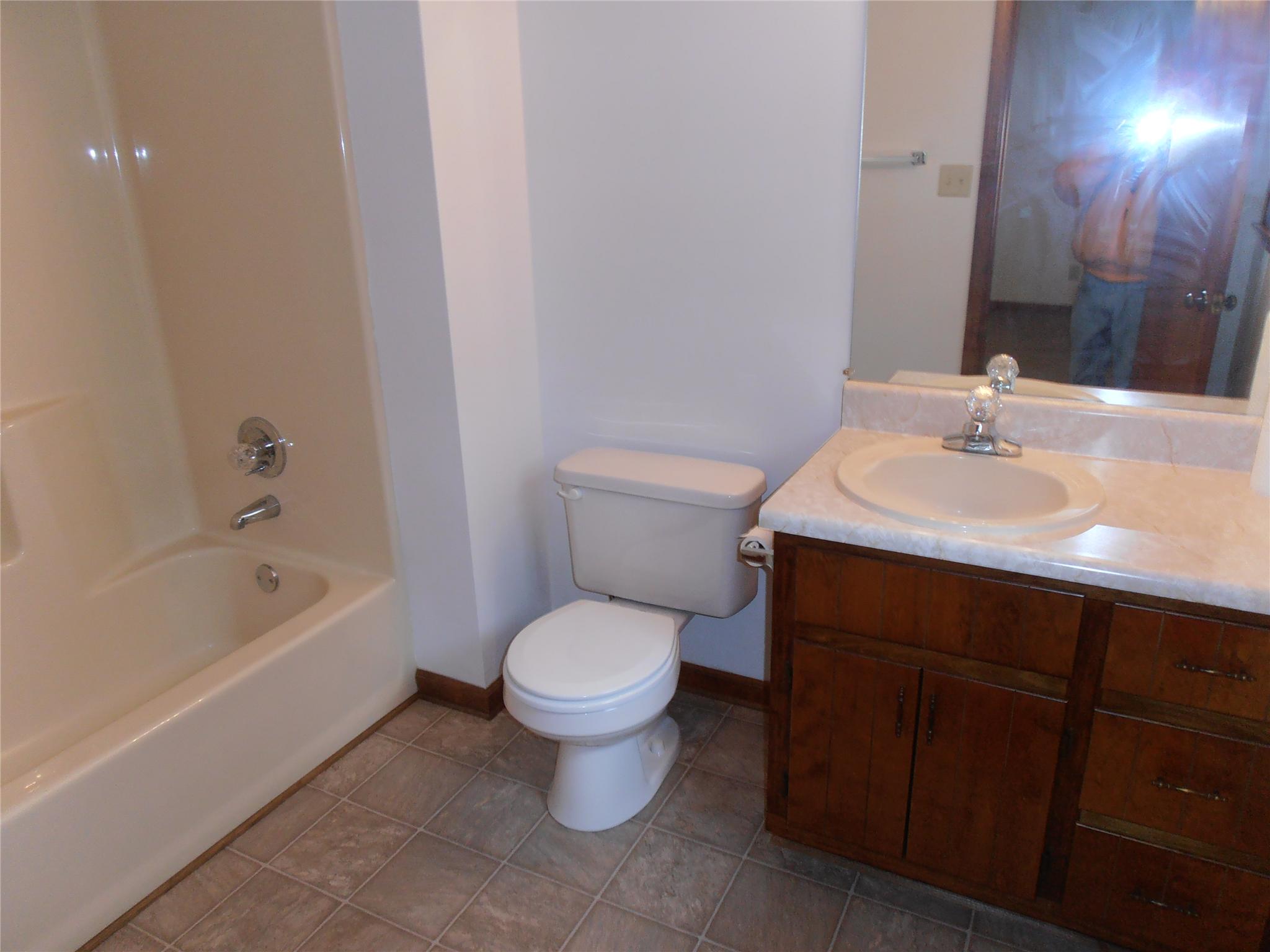 135 Thomas Dr, Jackson, GA 30233 photo 9