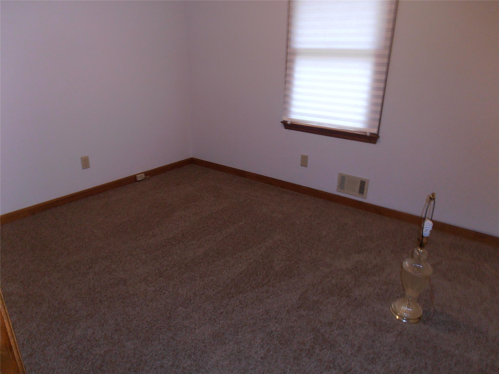 135 Thomas Dr, Jackson, GA 30233 photo 6