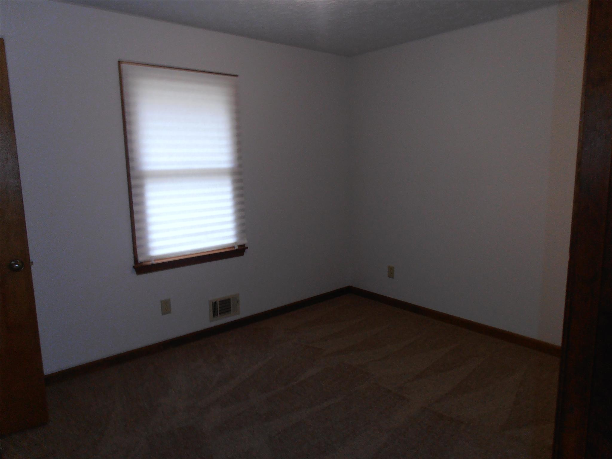 135 Thomas Dr, Jackson, GA 30233 photo 7