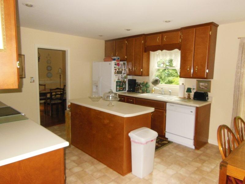 63 Wesley Cir, Toccoa, GA 30577 photo 4