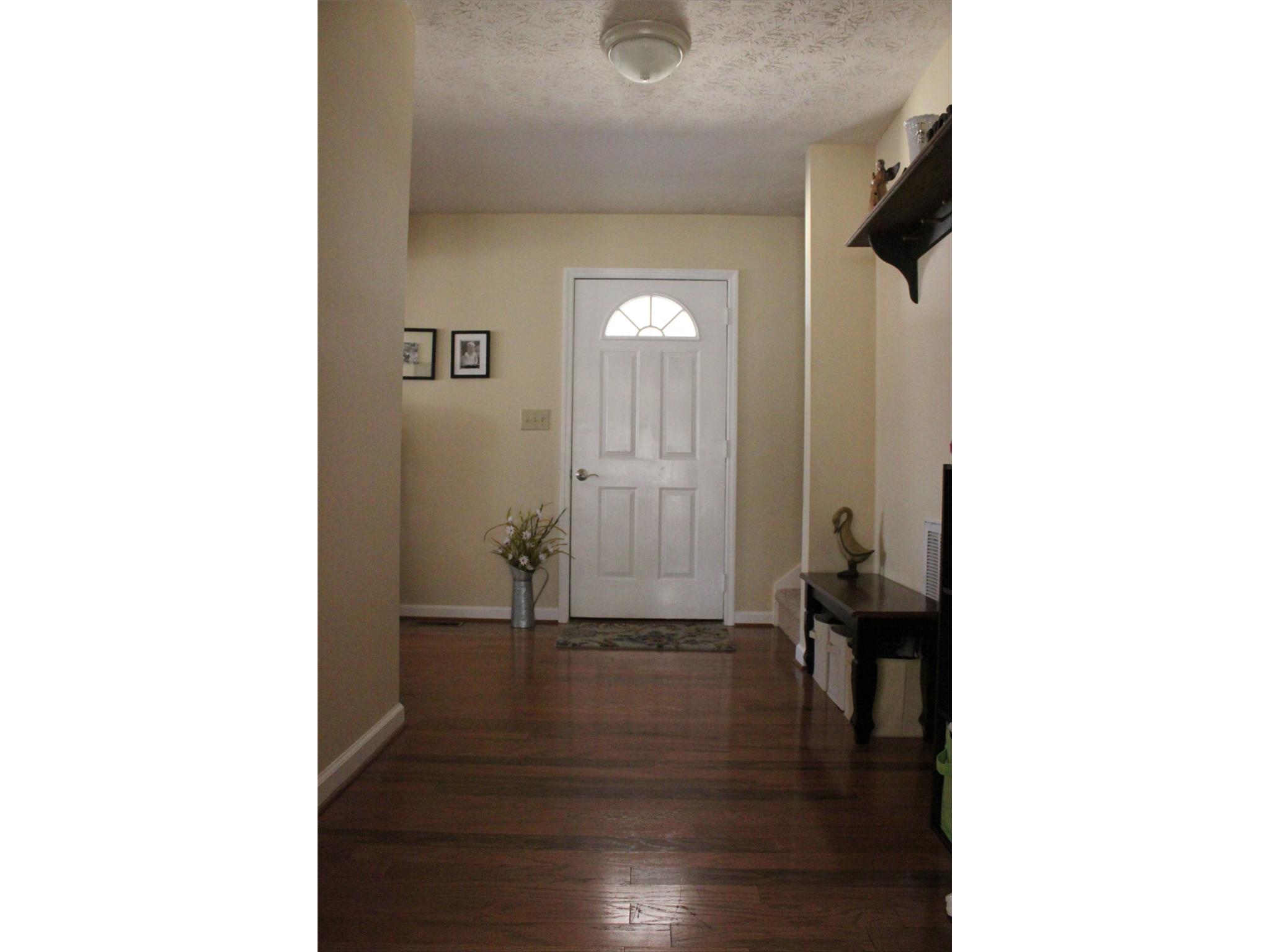 223 Linda Ln, Lagrange, GA 30240 photo 4