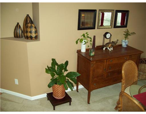 165 Lakepointe Dr, Pooler, GA 31322 photo 5