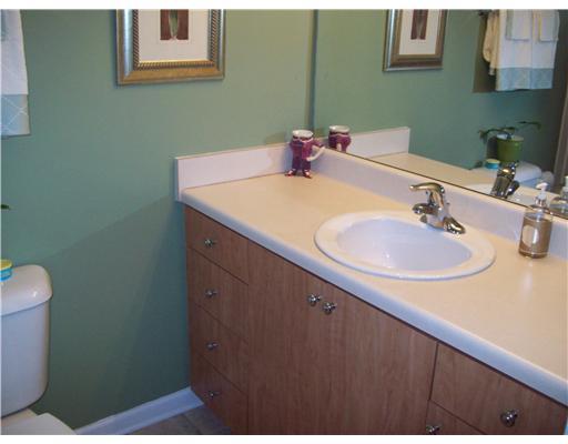 165 Lakepointe Dr, Pooler, GA 31322 photo 8
