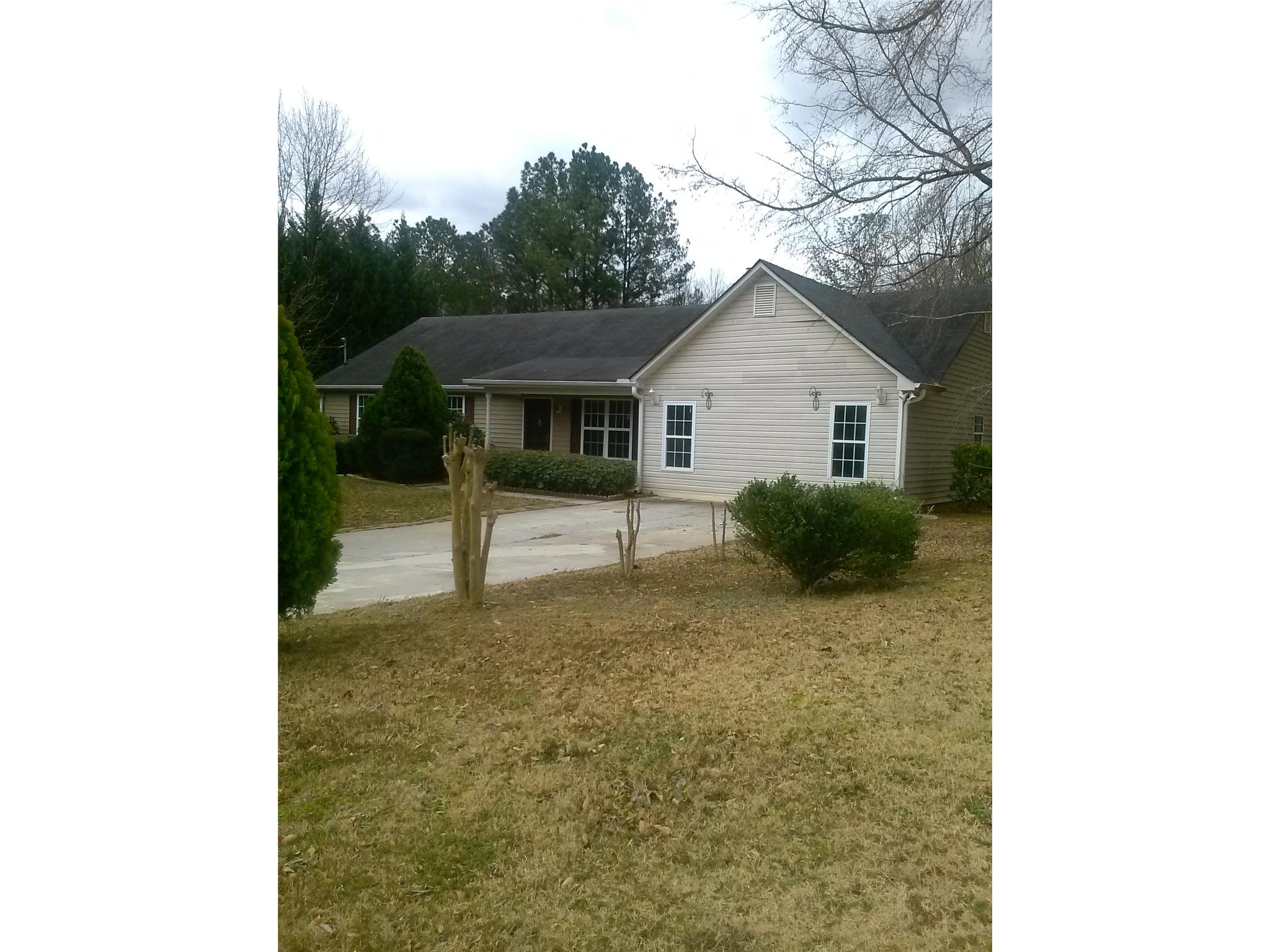 200 Mcgiboney Pl, Covington, GA 30016 photo 1