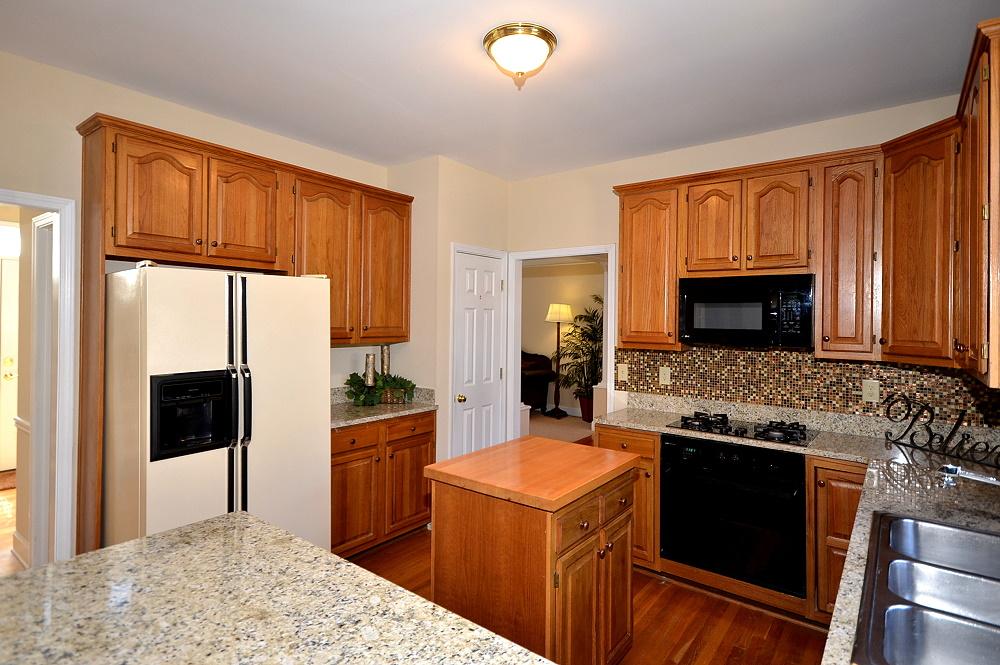 2420 Devon Leigh Walk, Duluth, GA 30096 photo 6