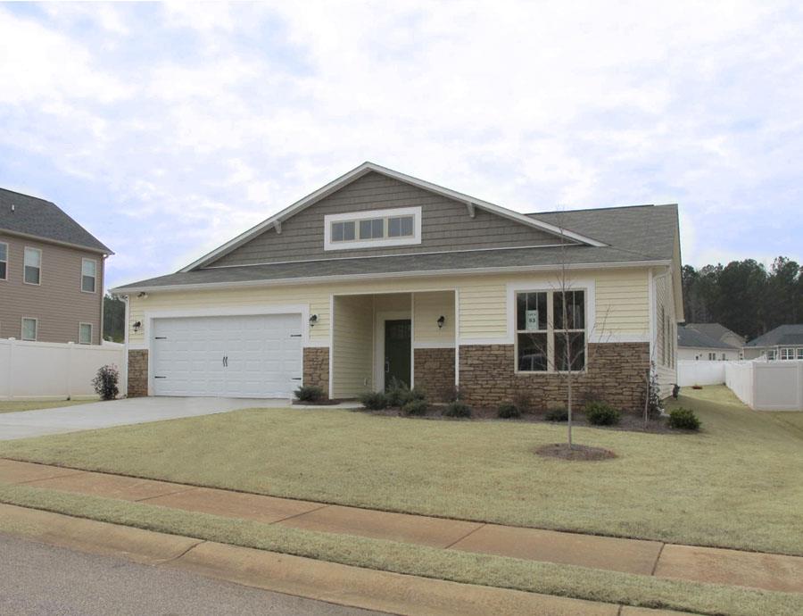 402 Creekside Dr, Lagrange, GA 30240 photo 1