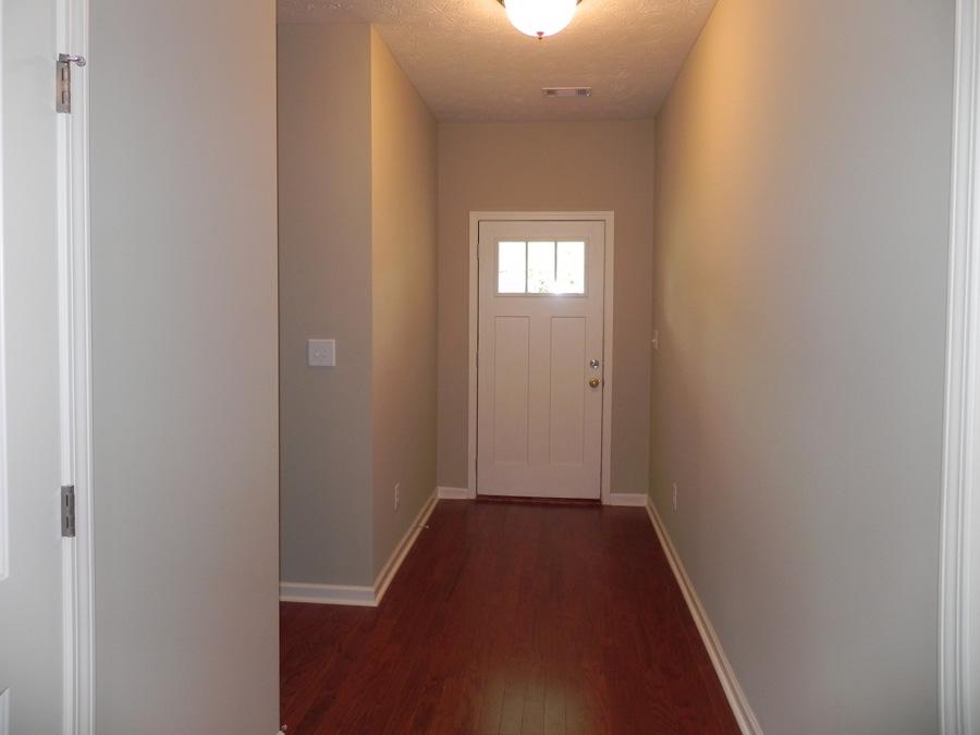 402 Creekside Dr, Lagrange, GA 30240 photo 2