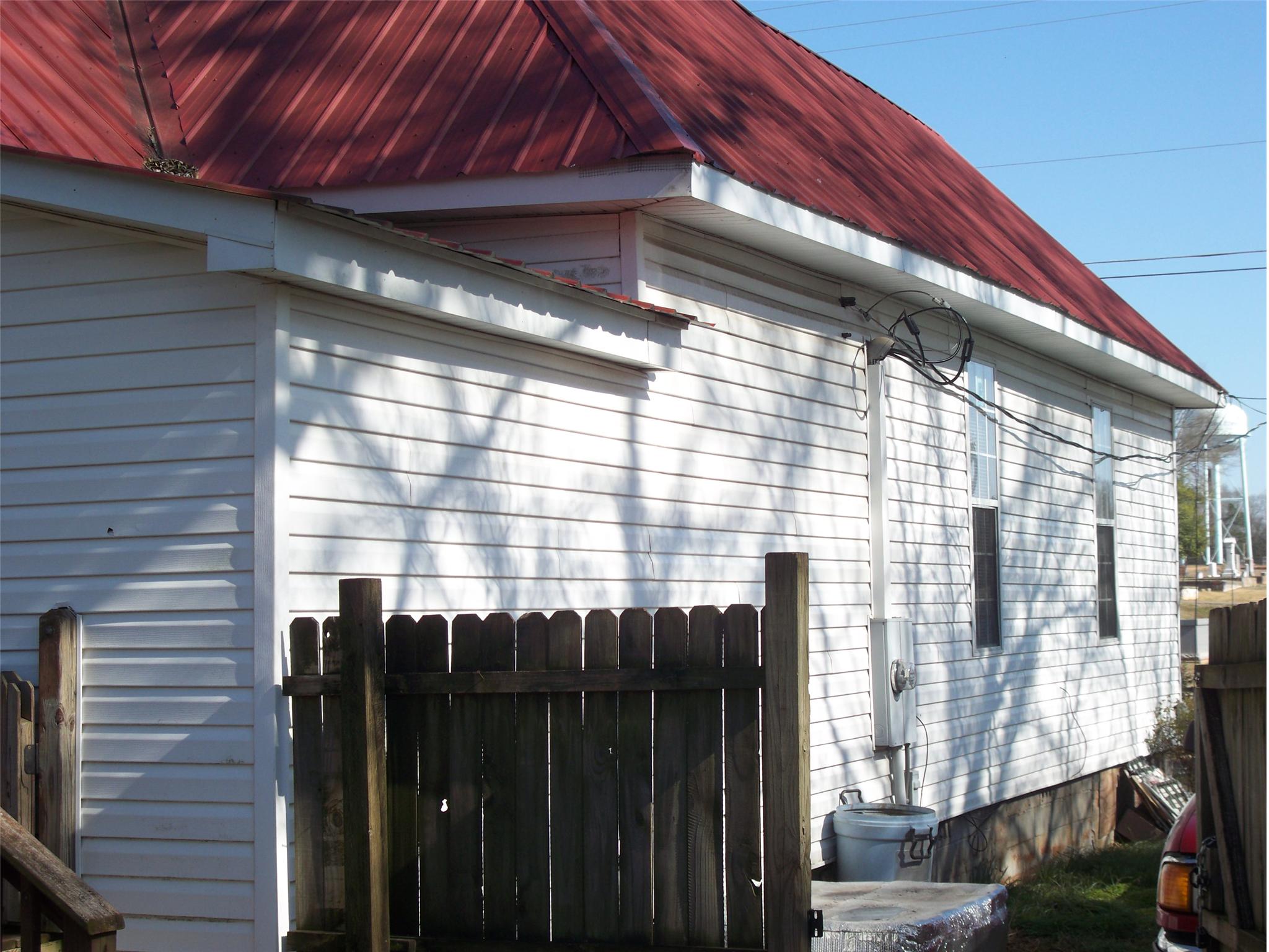 160 Scott St, Commerce, GA 30529 photo 3