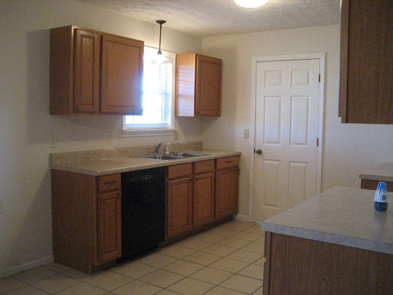 1646 Leon Ellis Rd, Hull, GA 30646 photo 6