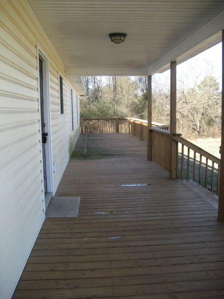 1646 Leon Ellis Rd, Hull, GA 30646 photo 3