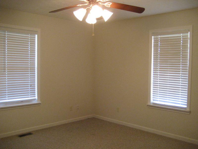 1646 Leon Ellis Rd, Hull, GA 30646 photo 9